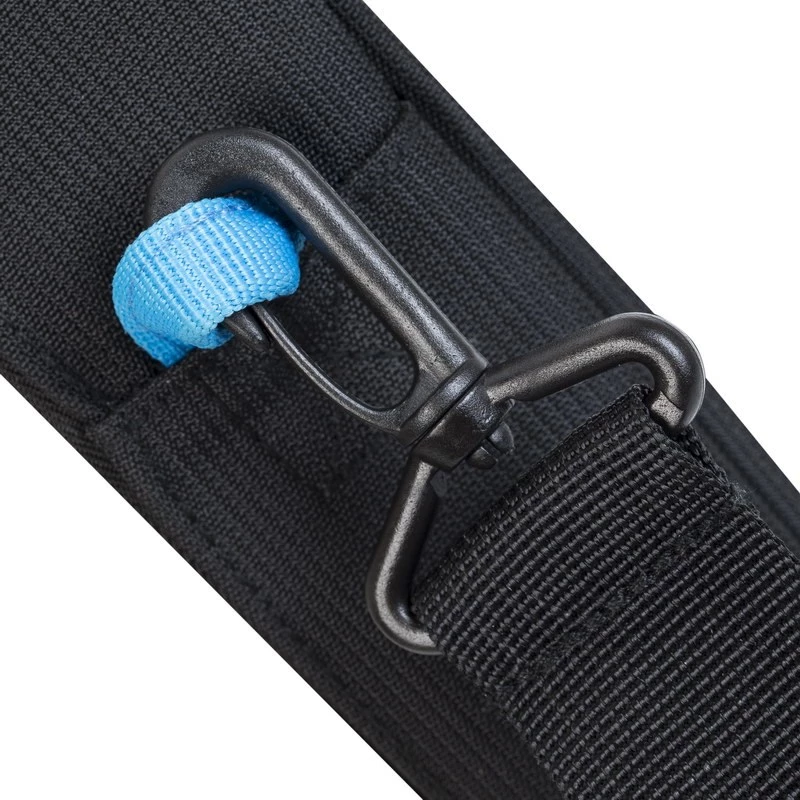 Rivacase 8087 40,6 cm (16) Messenger-kott Must
