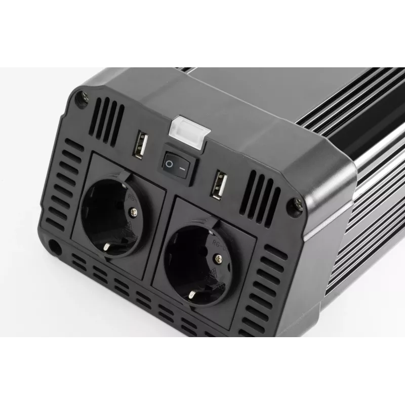 Technaxx TE16 Toiteinverter 1200W
