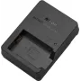 Nikon MH-32 - digikaamera aku - vahelduvvool - liitiumioon (Li-Ion) - Nikon - EN-EL25 - must (VEA024AE)