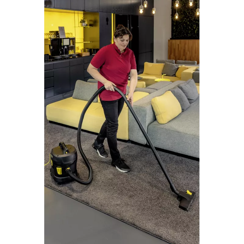 Tolmuimeja | KARCHER | Sisendvõimsus 850 W | Tolmumahutavus 11 L | Trummelimeja | Puhastustüüp Kuiv | Tolmumahuti Tolmukott | Värv Must | 1.527-222.0