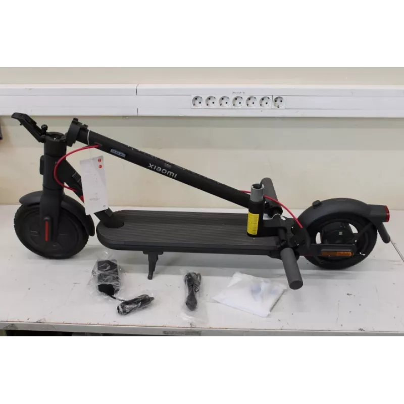 MÜÜK LÕPPENUD. Xiaomi Electric Scooter 4 Lite EU | MÜÜK LÕPPENUD. MÜÜK LÕPPENUD. Xiaomi Electric Scooter 4 Lite EU | 300 W | 25 km/h | 8.5 tolli | 3 kuud | Must | KASUTATUD, KAHJUSTATUD PAKEND, PUUDUB: LAADIMISSEADE JA KUUSNURKNE VÕTI