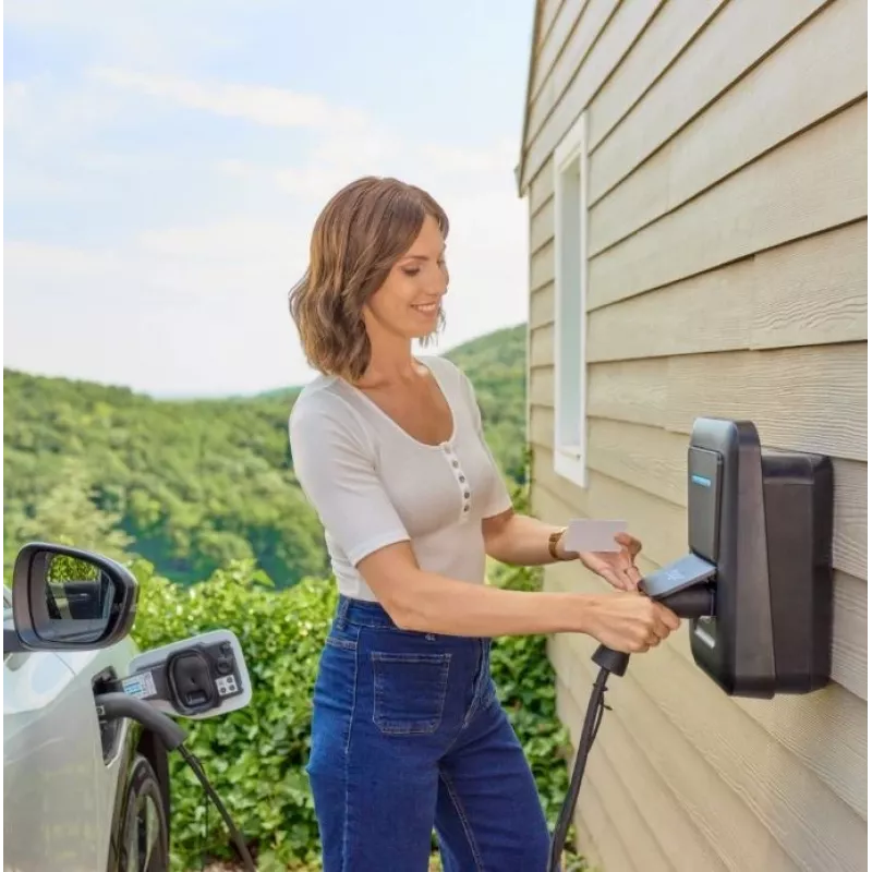 Seinale paigaldatav elektrisõiduki laadimisjaam Hager witty one 11 kW 3-faasiline koos Type 2 pistikupesaga, RFID, Bluetooth, 4,5 m kaabel, IP55, IK10
