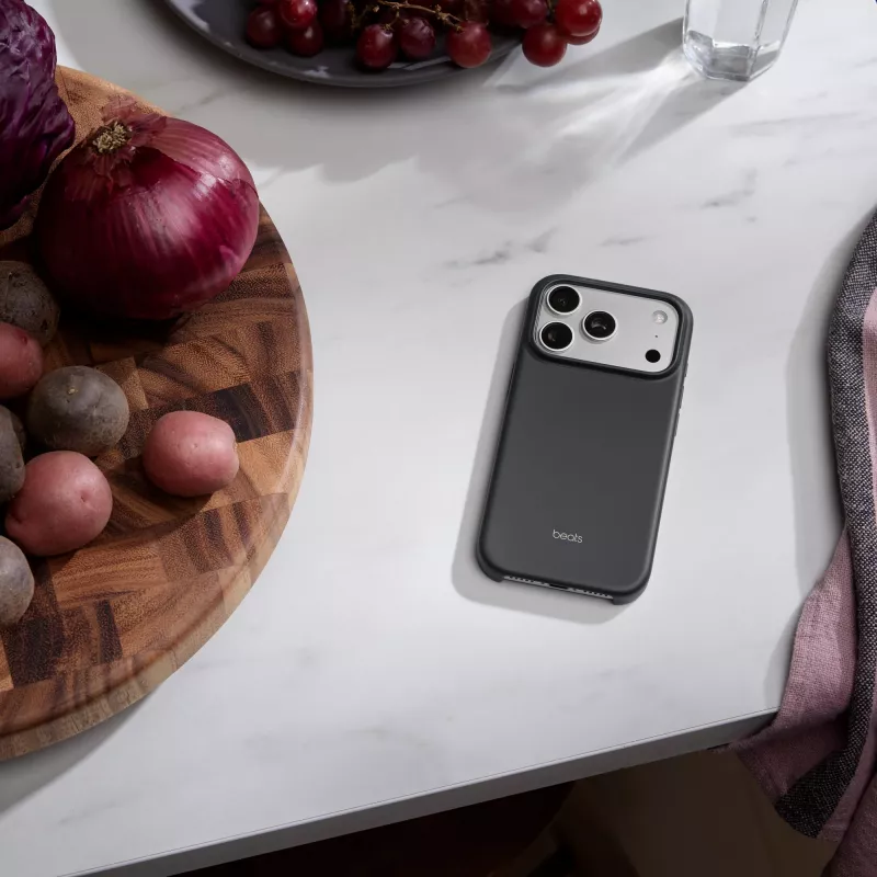 Beats iPhone 17 Pro ümbris MagSafe ja kaamerajuhtimisega – graniithall