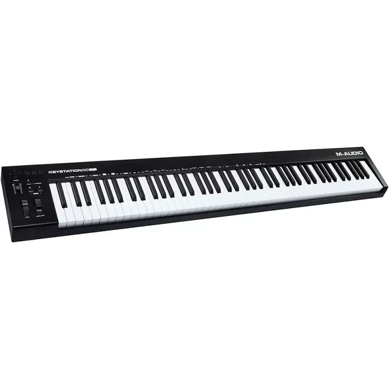 M-AUDIO Keystation 88 MK3 MIDI-klaviatuur 88 klahviga USB Must, Valge