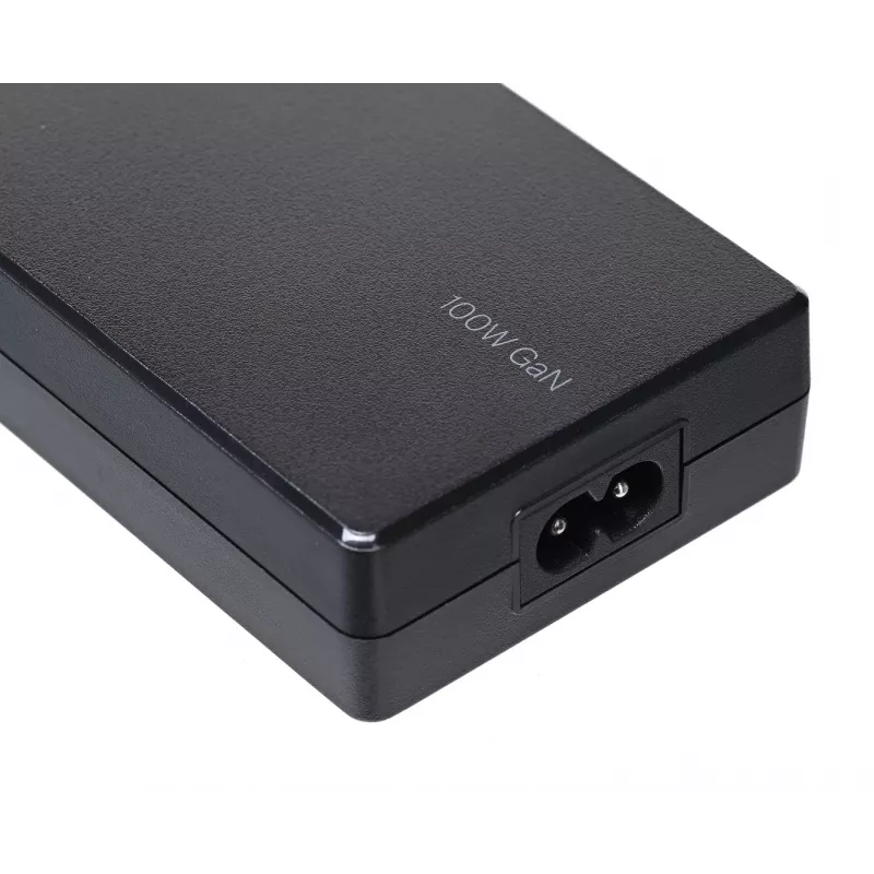 Belkin INC016VFBK toiteadapter/inverter siseruumides Must