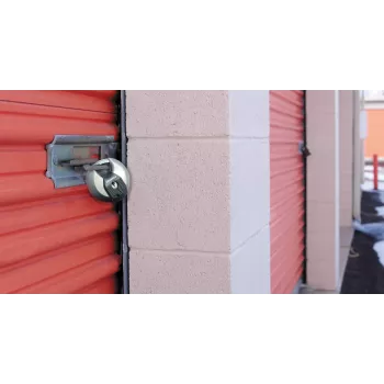 Discus tabalukk MASTER LOCK 70 mm Excell roostevaba teras, varjestatud sang, erinevate võtmetega