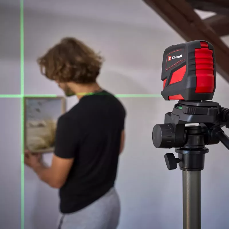 Lasernivelliir Einhell TC-LL 2 G — isetasanduv roheline rist ja 360° joon