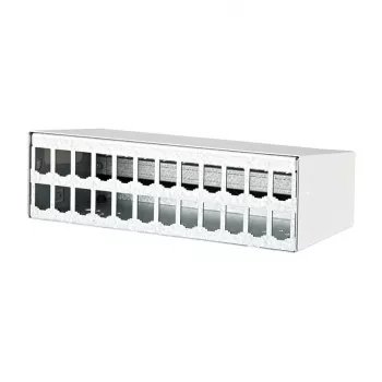 Metz Connect - patch-paneeli korpus - pinnapaigaldatav - puhasvalge, RAL 9010 - 24 porti (130861-2402-E)