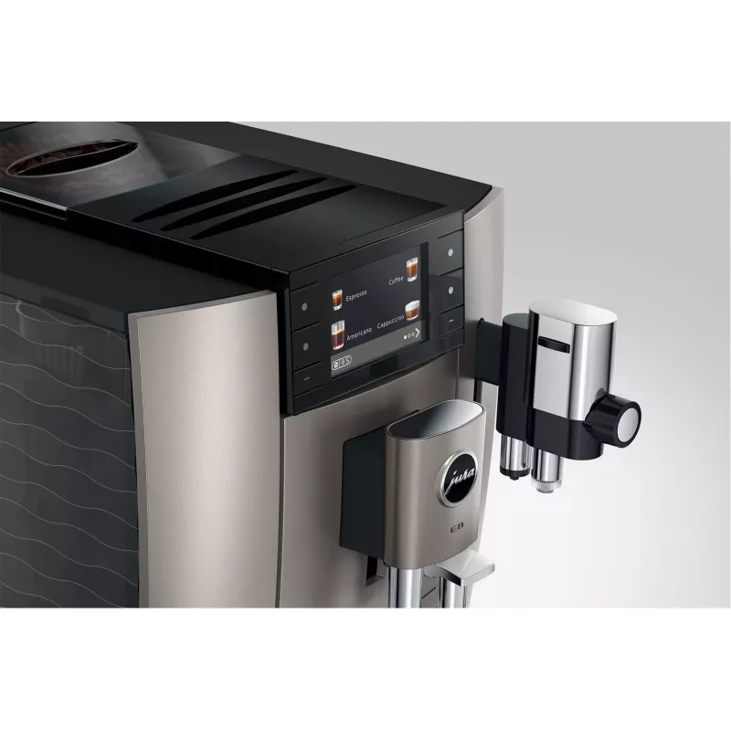 Espressomasin JURA E8 Täisautomaatne 1,9 L Hõbedane — 15 bar, 3,5-tolline ekraan, veski, piimavahustaja