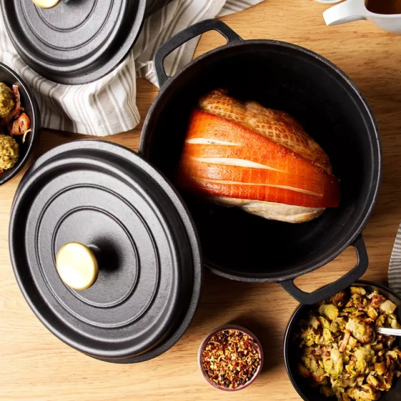 Malmist pajapott Russell Hobbs 24 cm, must