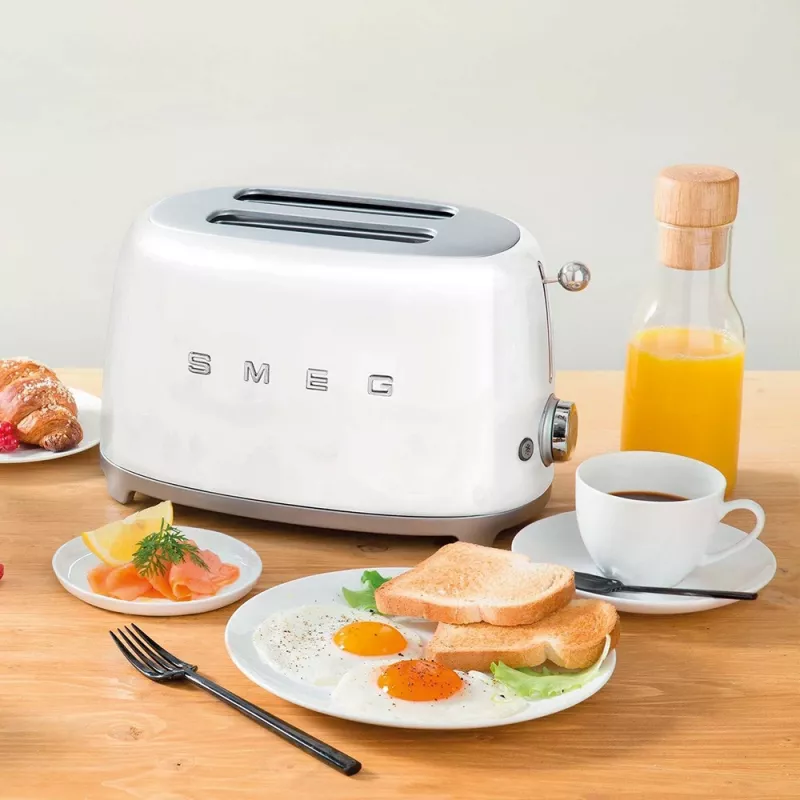 SMEG röster valge TSF01WHEU