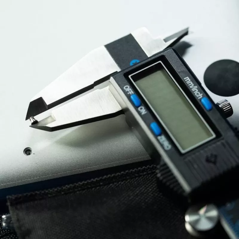 iFixit Digitaalne nihik, sinine LCD-ekraan