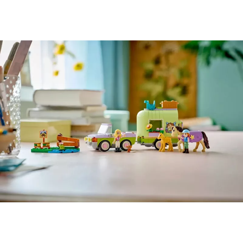 LEGO FRIENDS 42695 Hobuse ja varssa haagis