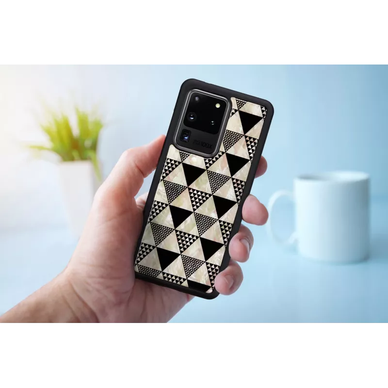 Kaitsev telefonikott iKins Samsung Galaxy S20 Ultra jaoks — püramiidimustriga, must