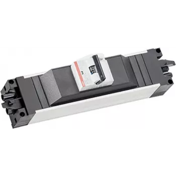 Pikendusjuhe Bachmann 906.307 3 pistikupesa ja 1,5 m kaabliga
