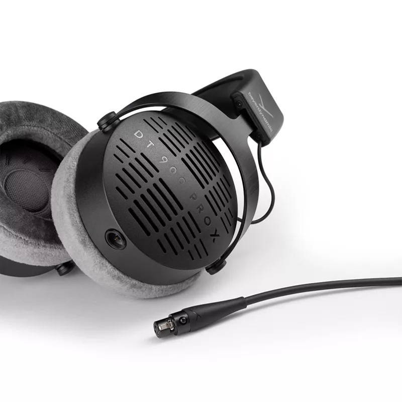 Stuudiokõrvaklapid Beyerdynamic DT 900 Pro X — kõrvapealsed, juhtmega, 48 Ω, 5–40 kHz, 3 m eemaldatav kaabel, must