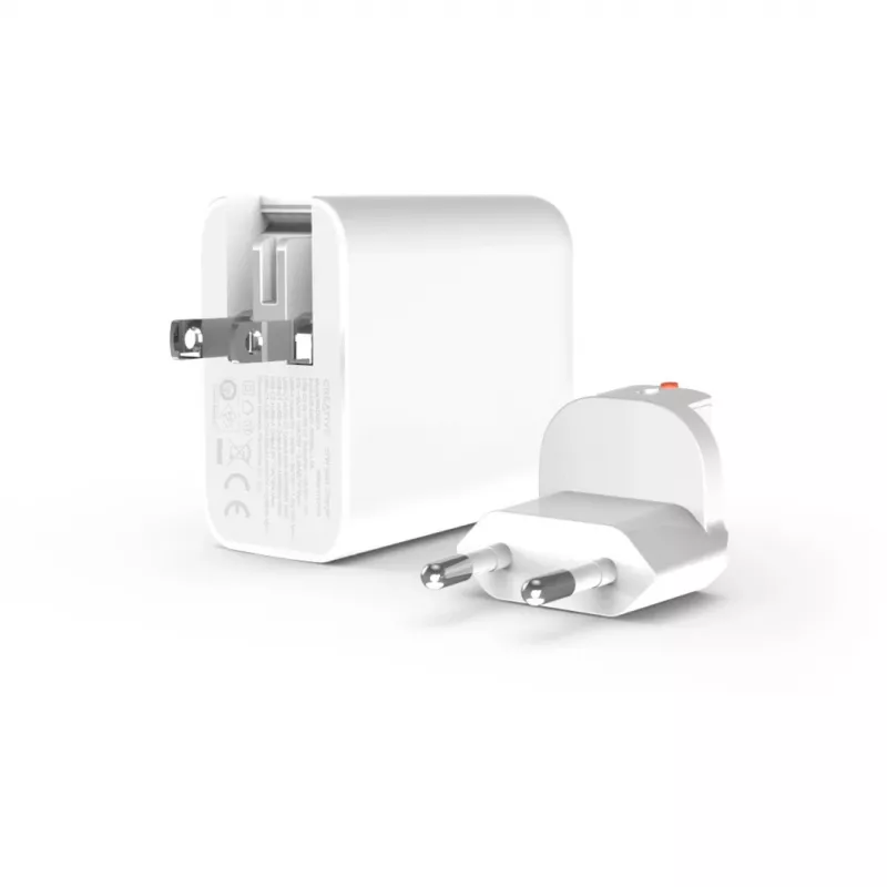 Laadija Creative Labs 67W GaN 1x USB-A 2x USB-C PD — 67W koguväljund, GaN tehnoloogia