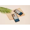 Telefonikate Man and Wood Galaxy Note 20 — sinine lill mustal