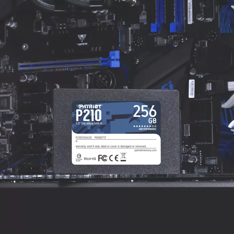 2.5 inch SATA III SSD Patriot P210 256 GB — 500 MB/s lugemine, 400 MB/s kirjutamine, 7 mm