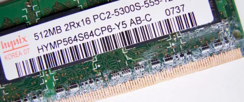 Sülearvuti RAM-i ja SSD uuendamine: samm-sammult ostujuhend IT-meeskondadele
