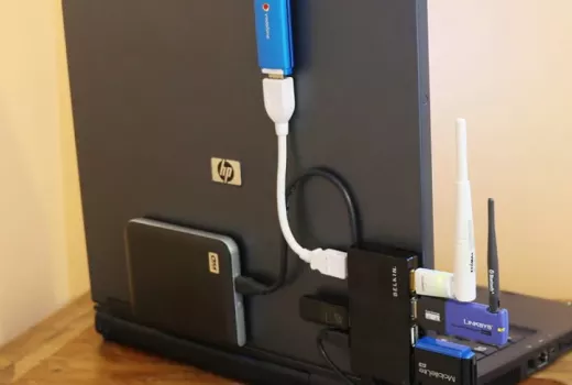 USB-hubi vs dokkimisjaam: kumb sobib sinu töölauale paremini?