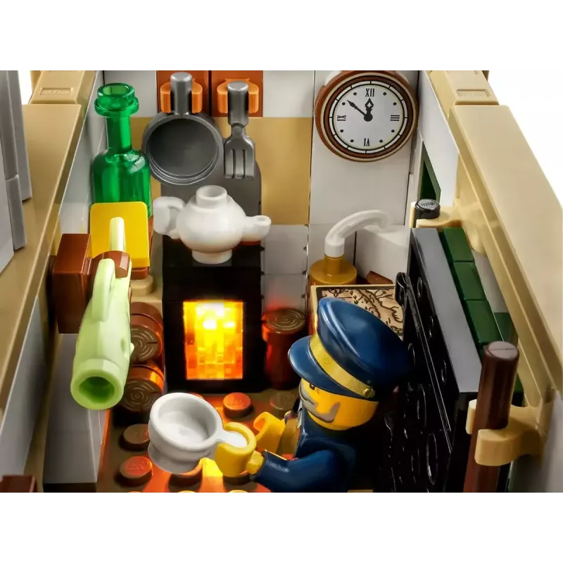LEGO Ideas 21335 mootoriga tuletorn – 2065 detaili, mootoriga pöörlev tuli, 18+