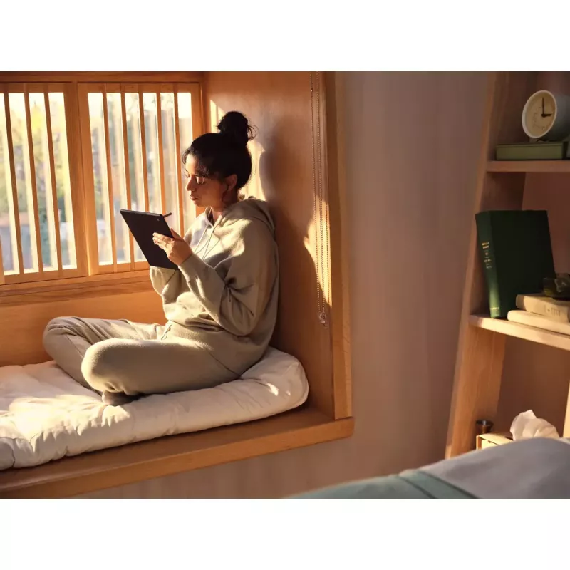 E-book reader Kobo Elipsa 2E — 10.3 inch E Ink Carta, 32 GB, Wi‑Fi, stylus, USB‑C, Must