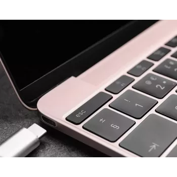 D-Link 6-ühes USB-C jaotur HDMI/kaardilugeja/toiteedastusega