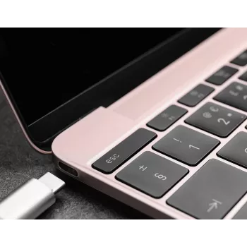 D-Link 5-in-1 USB-C jaotur Gigabit Etherneti/toiteedastusega