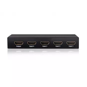 CLUB3D HDMI™ 2.0 UHD 4K60Hz SwitchBox 4 porti ja kaugjuhtimispuldiga