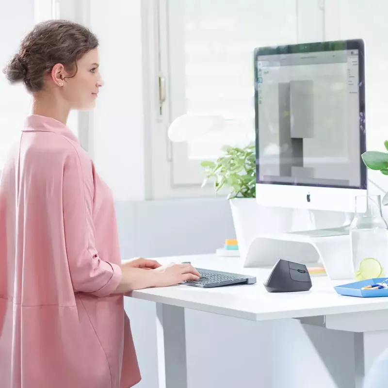 Ergonoomiline juhtmevaba hiir Logitech MX Vertical, MX Vertical, 4000 DPI, RF Wireless + Bluetooth, paremakäeline, Graphite, kontorikasutus