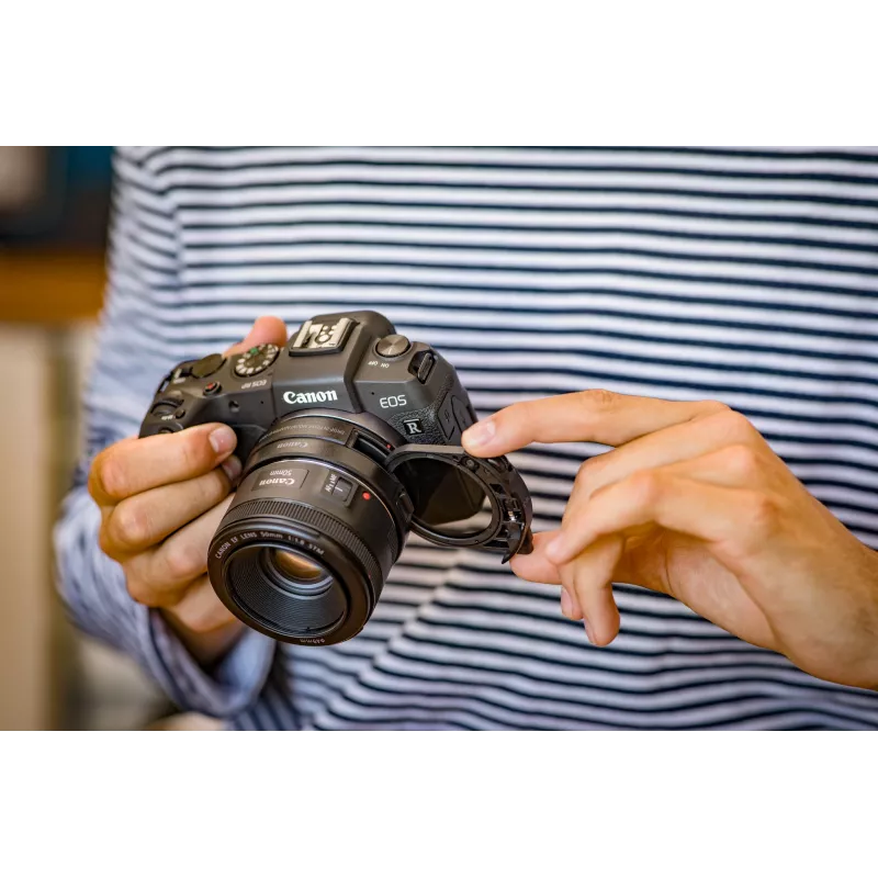 Canon EOS RP MILC korpus 26,2 MP CMOS 6240 x 4160 pikslit Must