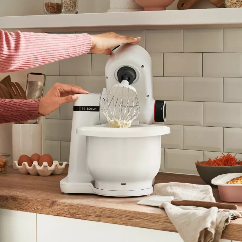 Köögikombain Bosch Serie 2 MUMS2AW00 — 700 W, 3,8 L kauss, 4 kiirust, valge