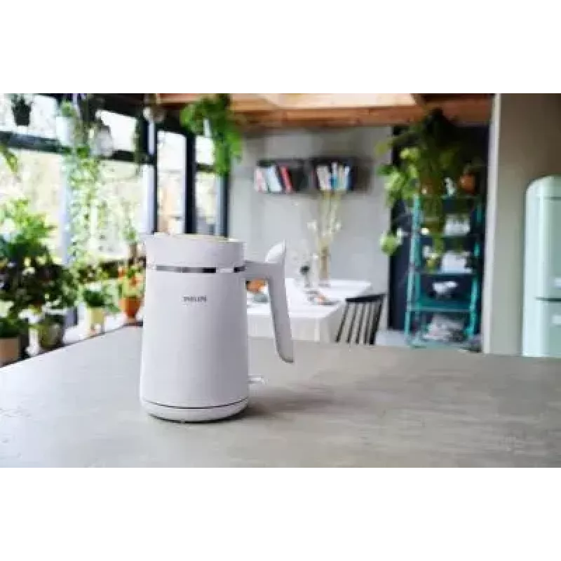 Elektriline veekeetja Philips HD9365/10 1,7 L 2200 W valge, juhtmevaba 360° alusega
