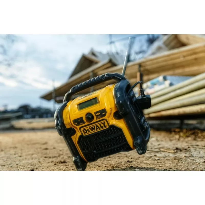 DEWALT juhtmeta liitium-ioon DAB+/FM kompaktraadio – ainult seade