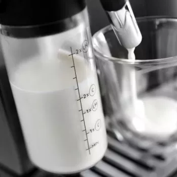 Espressomasin De’Longhi Magnifica Evo ECAM290.81.TB — täisautomaatne, 1,8 L veepaak, 250 g oanõu, 15 baari, puutetundlik juhtimine