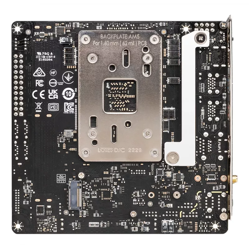 MSI MPG B650I EDGE WIFI emaplaat AMD B650 Socket AM5 mini ATX