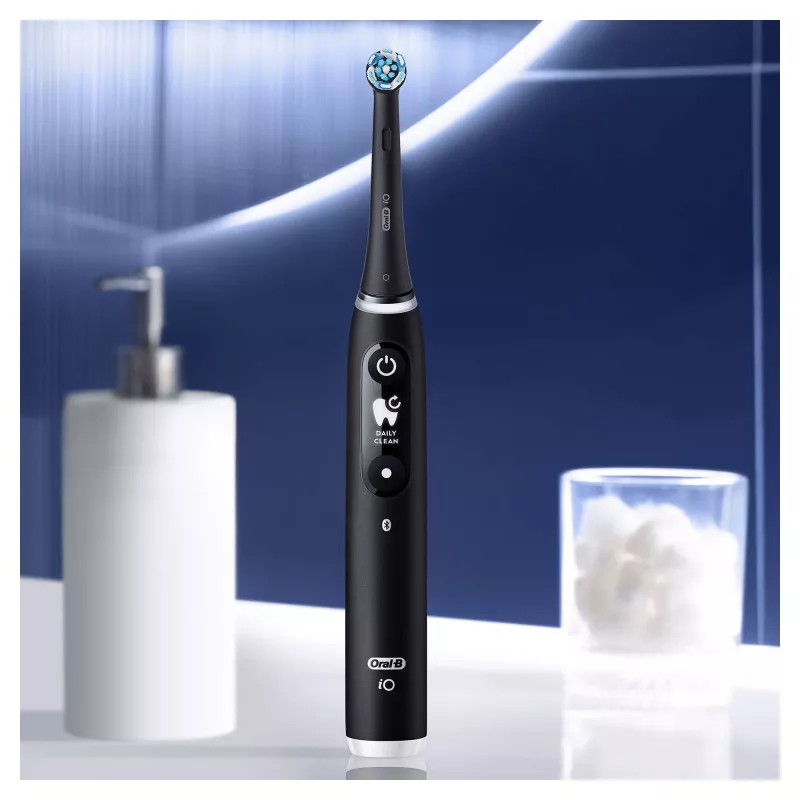 Oral-B iO 6 Täiskasvanutele vibreeriv hambahari Must