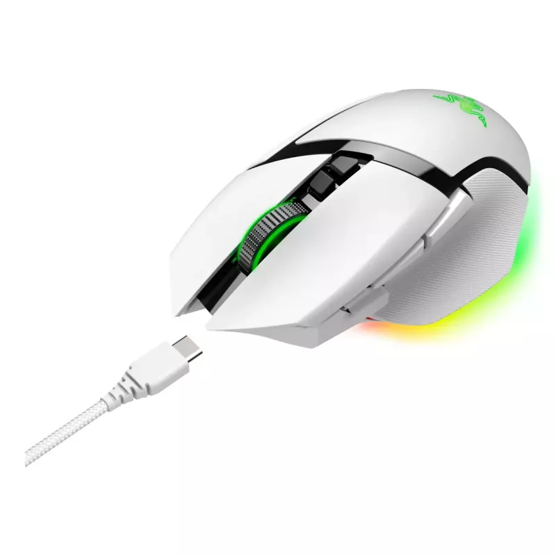 Gaming hiir Razer Basilisk V3 Pro — paremakäeline, optiline 30 000 DPI, RF Wireless/Bluetooth/USB-C, valge