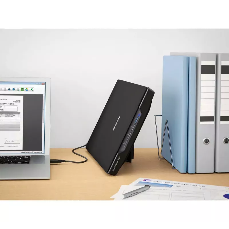 Lambskanner Epson Perfection V39II — A4, 4800 x 4800 DPI, CIS, USB-toitega, must