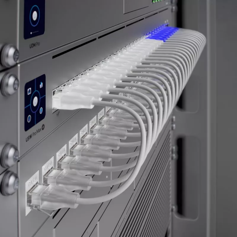 UBIQUITI NETWORKS UniFi Switch USW-PRO-MAX-24 24-port-poe PoE++