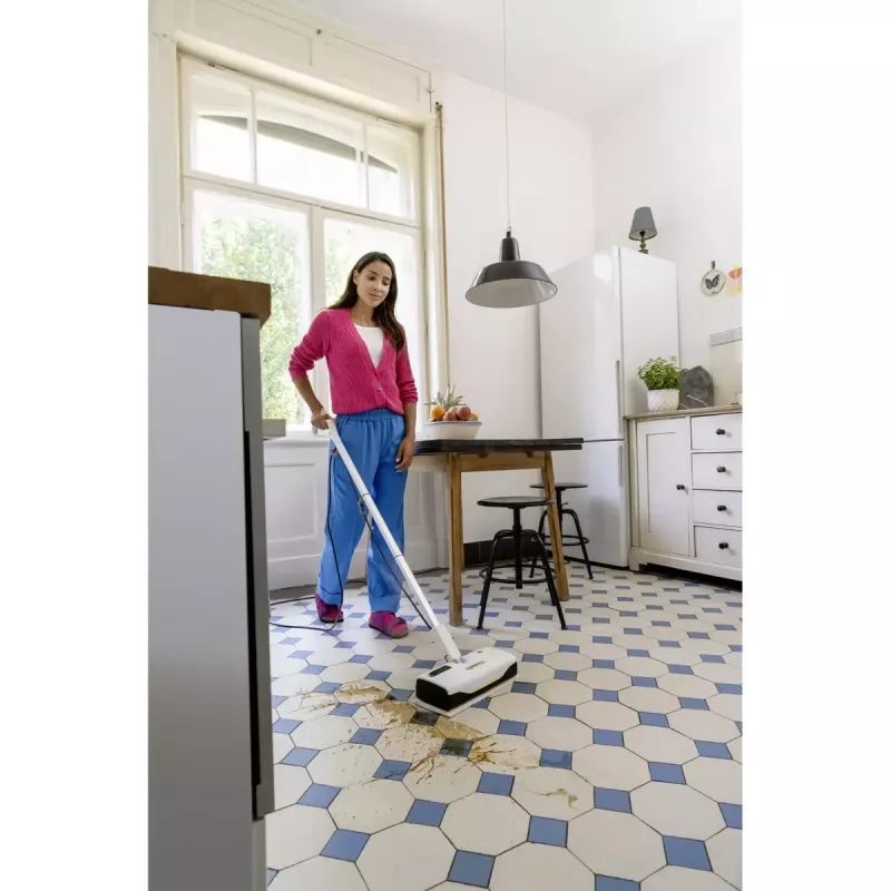 Aurumopp Karcher SC 1 UPRIGHT, 0.2 L paak, 1300 W, 30 m²/h, 2.1 kg, valge/must