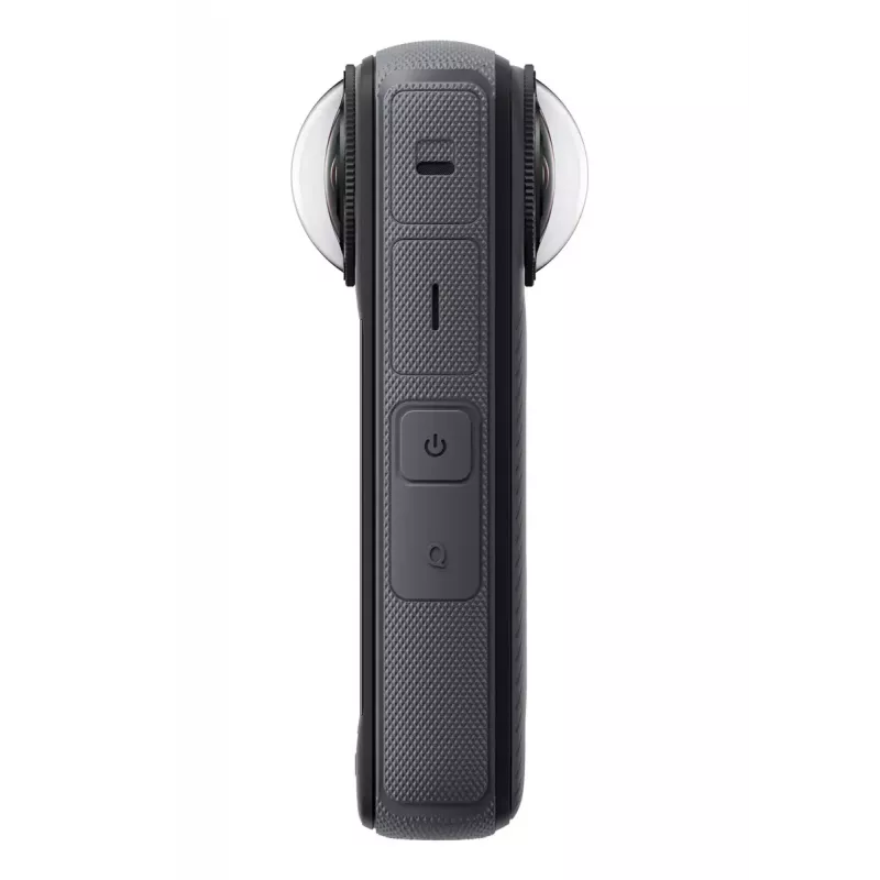 Tegevuskaamera Insta360 X4 — 72 MP, 8K (7680×3840) CMOS, 1/2-tolline sensor, sisseehitatud ekraan, Wi‑Fi, 120 fps, MicroSD, 602 g, must
