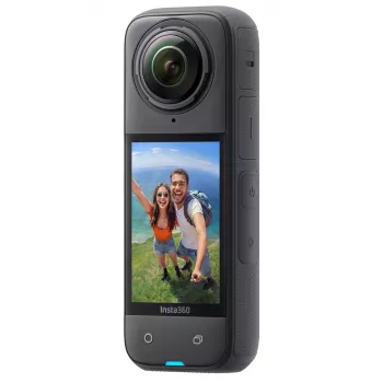 Tegevuskaamera Insta360 X4 — 72 MP, 8K (7680×3840) CMOS, 1/2-tolline sensor, sisseehitatud ekraan, Wi‑Fi, 120 fps, MicroSD, 602 g, must