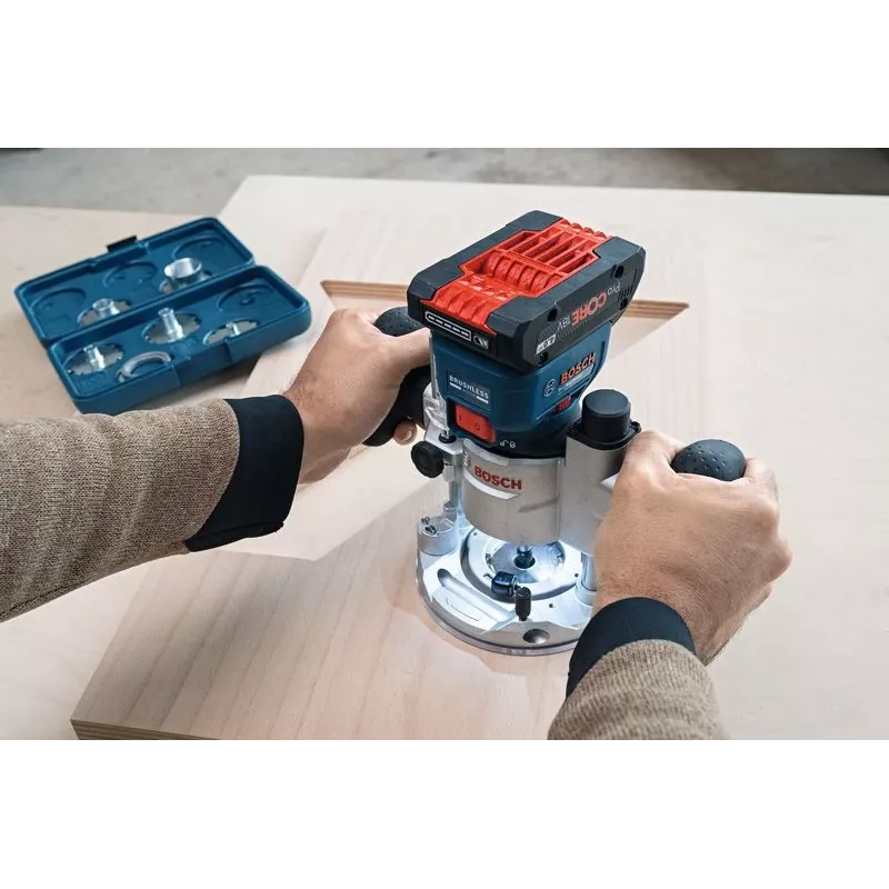 Juhtmeta elektritööriist Bosch 06016C2000 – kompaktne disain, akutoitega käeshoitav