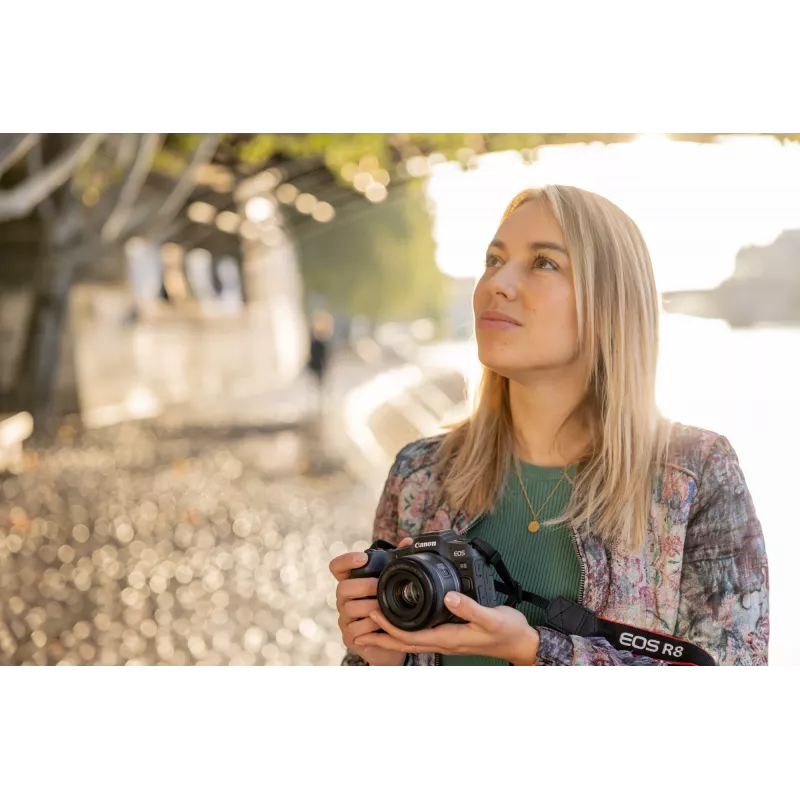 Canon EOS R8, 24.2 MP, 6000 x 4000 pikslit, CMOS, 4K Ultra HD, puutetundlik ekraan, must
