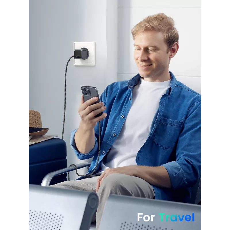 Ugreen 35006 mobiilseadme laadija Universaalne Hall Vahelduvvool Siseruumides