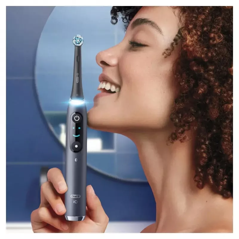 Oral-B iO Series 9N Täiskasvanutele Vibreeriv hambahari Must