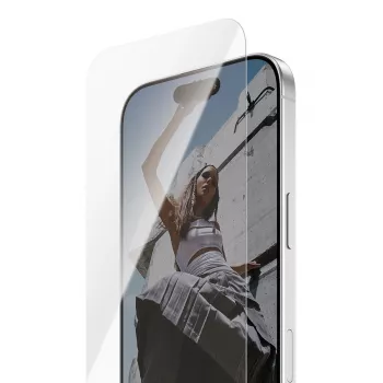 PanzerGlass SAFE. by ® Ekraanikaitse iPhone 17 | iPhone 16 Pro | Ultra-Wide Fit koos EasyAligneriga