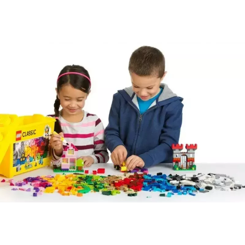 Ehituskomplekt LEGO Classic 10698 — 790 klotsi, mitmevärviline, 33 värvi, sisaldab rohelisi alusplaate ja tarvikuid